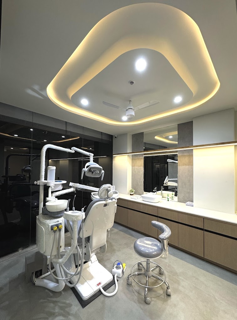 Dental Clinic Photo 7